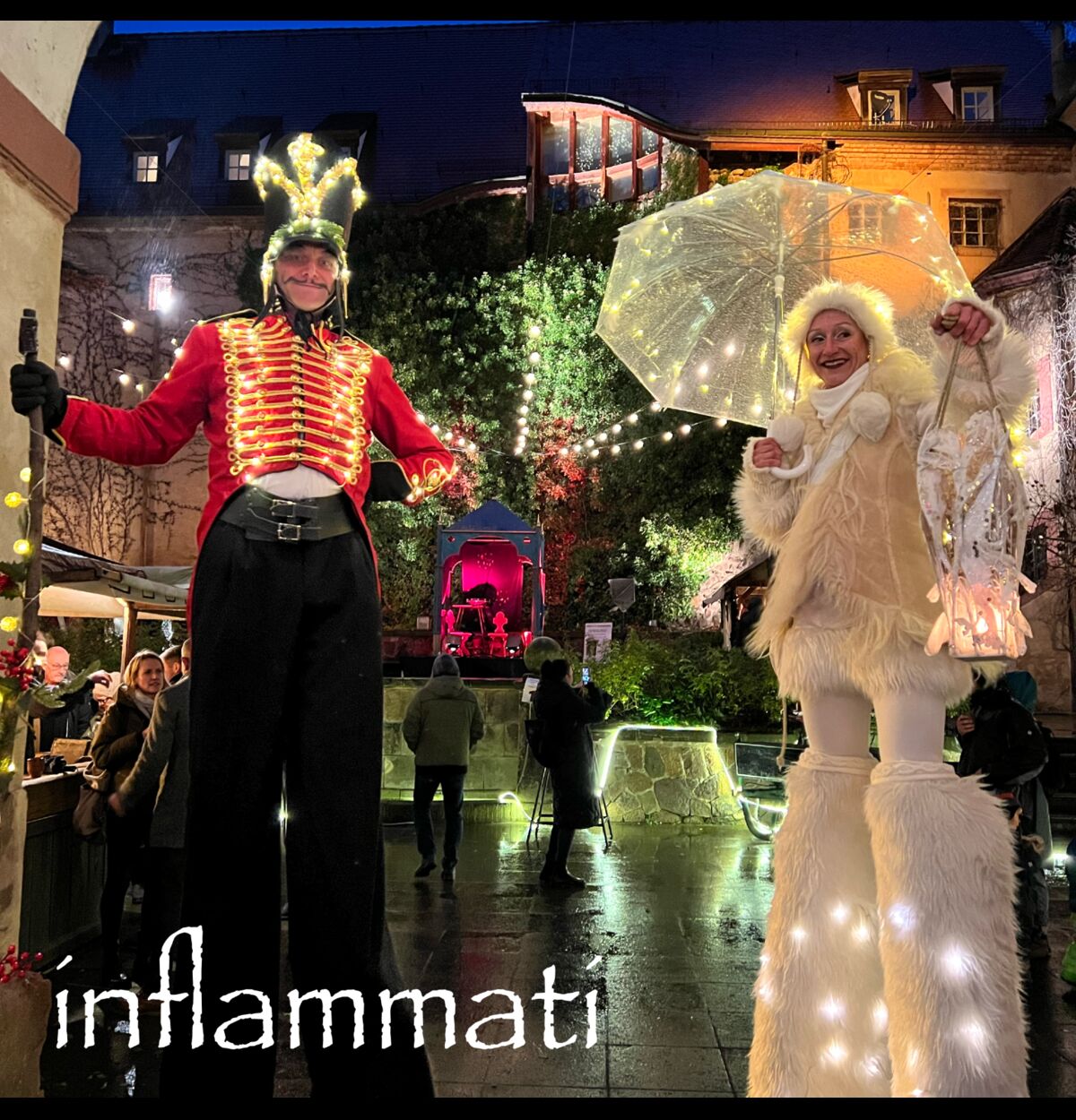 Inflammati im Schlosshof